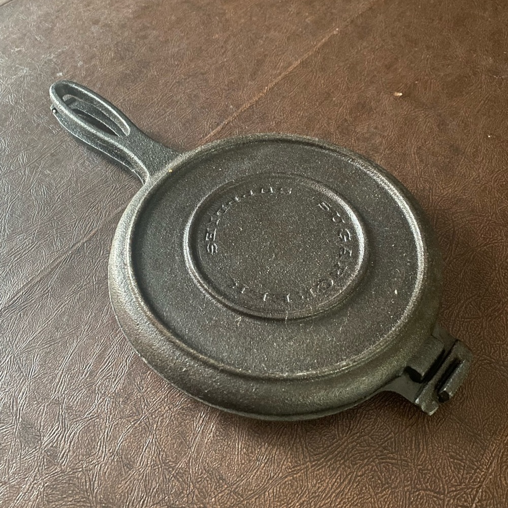 Cast Iron Waffle Maker